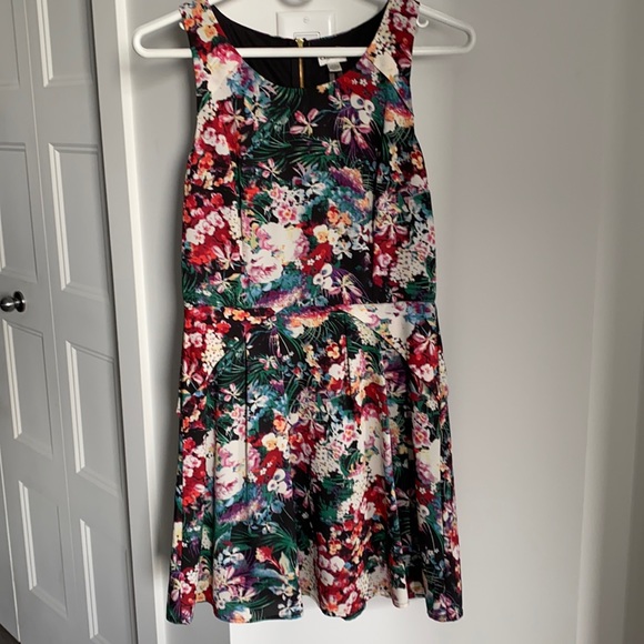 Floral Print Dress - Picture 1 of 9